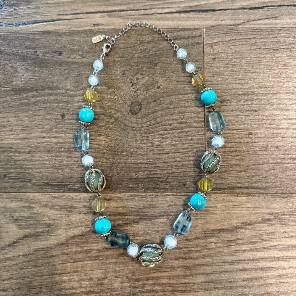 1928 Jewelry Co Turquoise Blue Glass Bead Silver Tone Filigree Necklace‎ 18 Inch